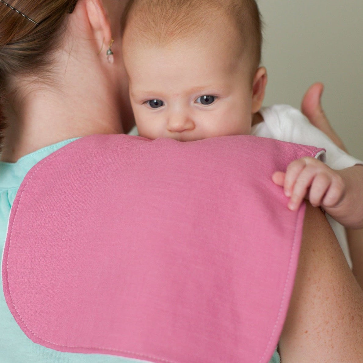 ONE Essential BURP CLOTH // Choose a color